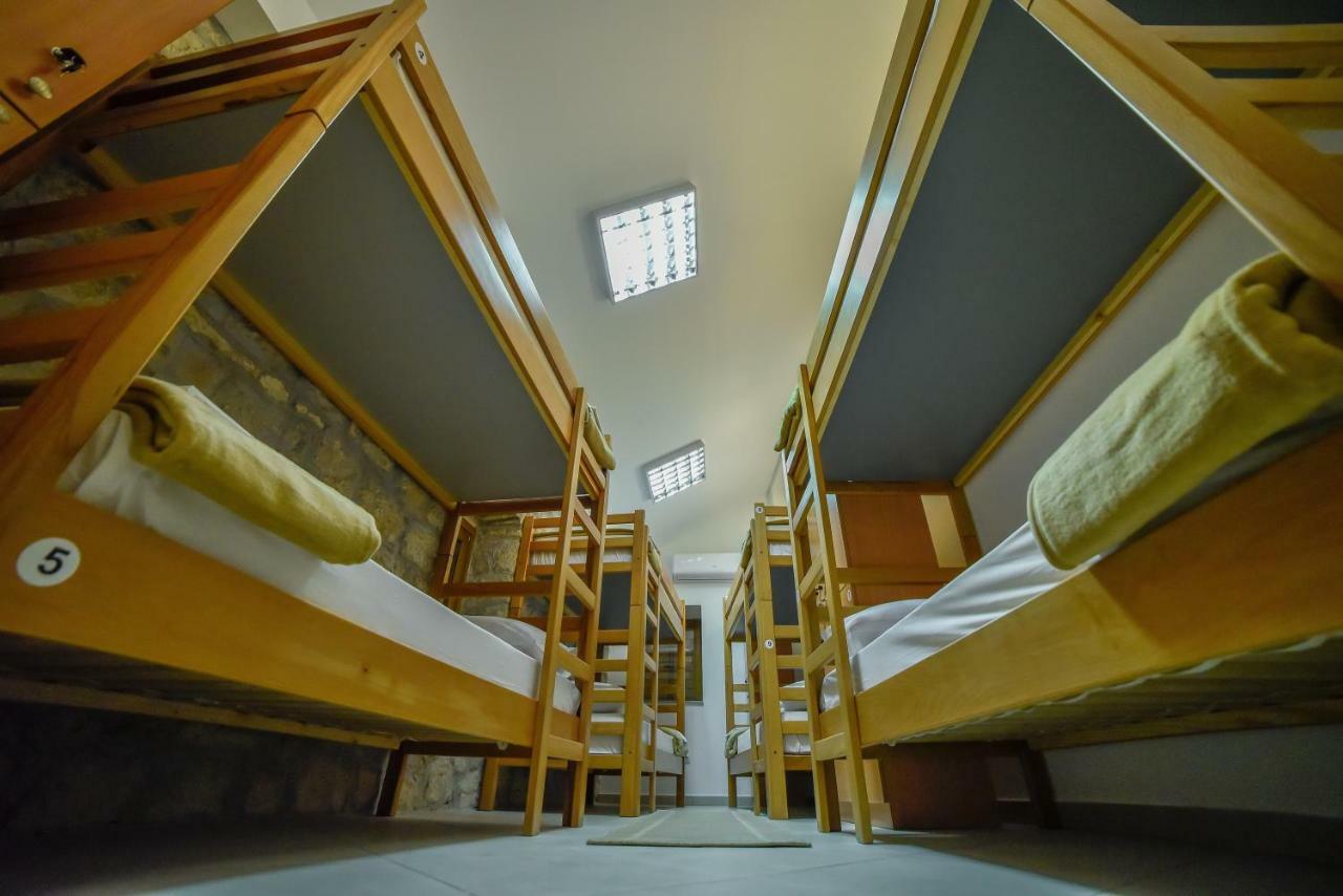 Hostel Sinj Ngoại thất bức ảnh