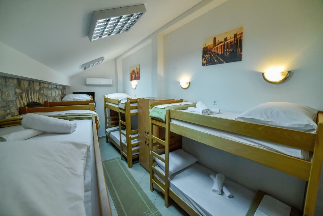 Hostel Sinj Ngoại thất bức ảnh